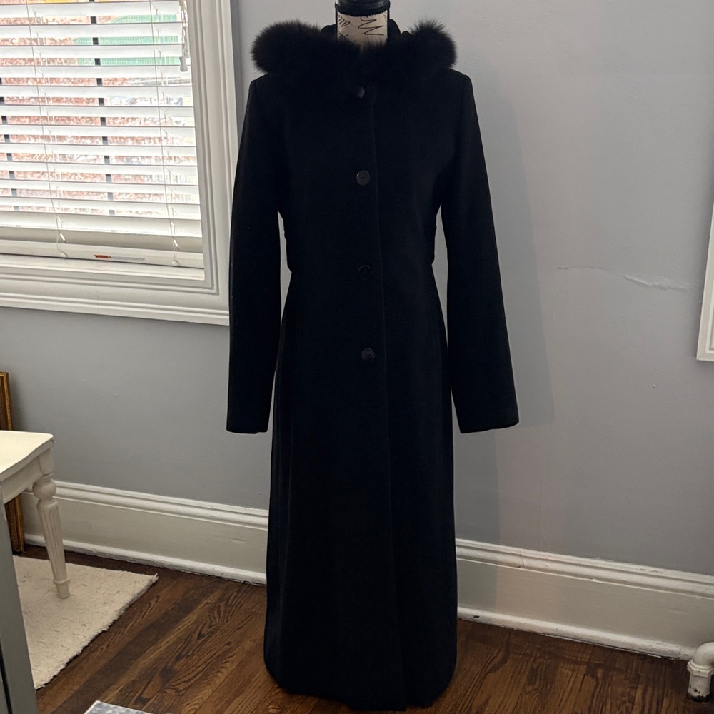 Marvin Richards Black Long Coat with Fur Trim - Picture 4 of 6